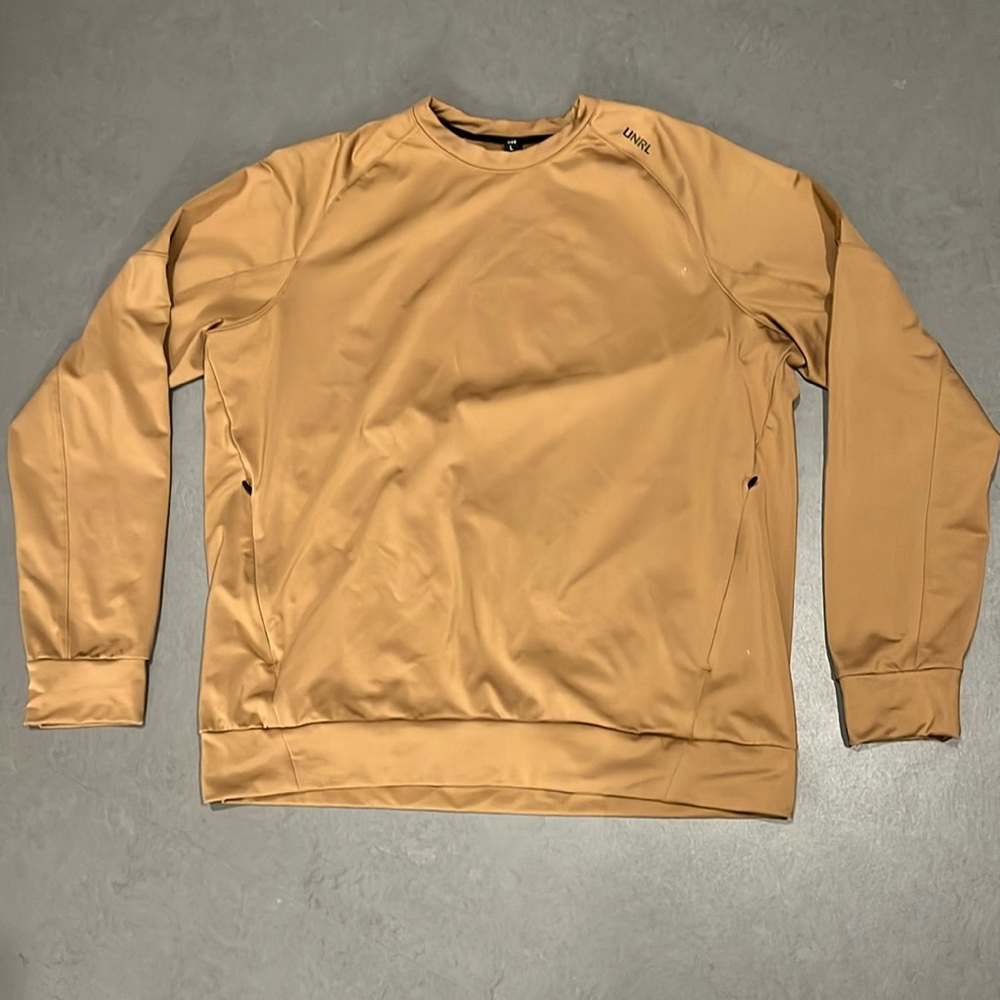 UNRL crewneck men’s sweatshirt